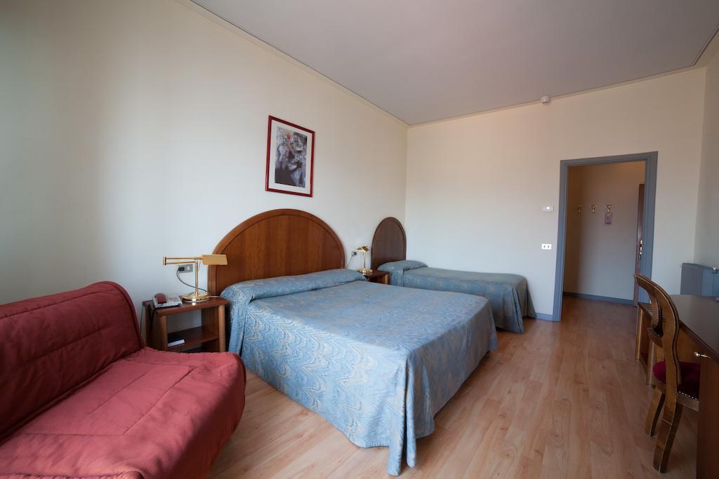 Albergo Miralago Verbania Bilik gambar